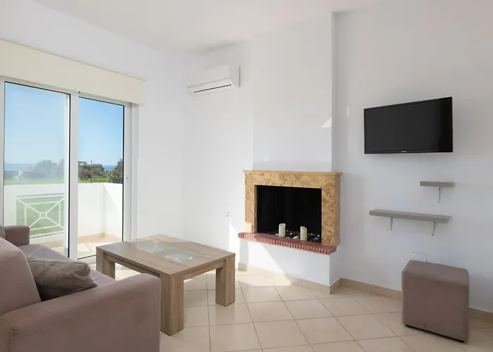 Casa Marinella Jenadi