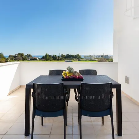 Casa Marinella Holiday home *