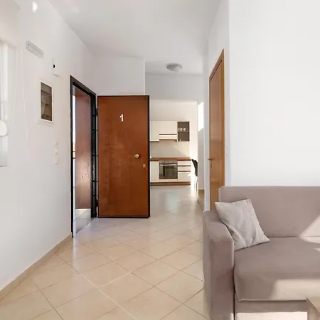 Holiday home Casa Marinella