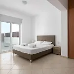 Casa Marinella 別荘 ゲンナジー
